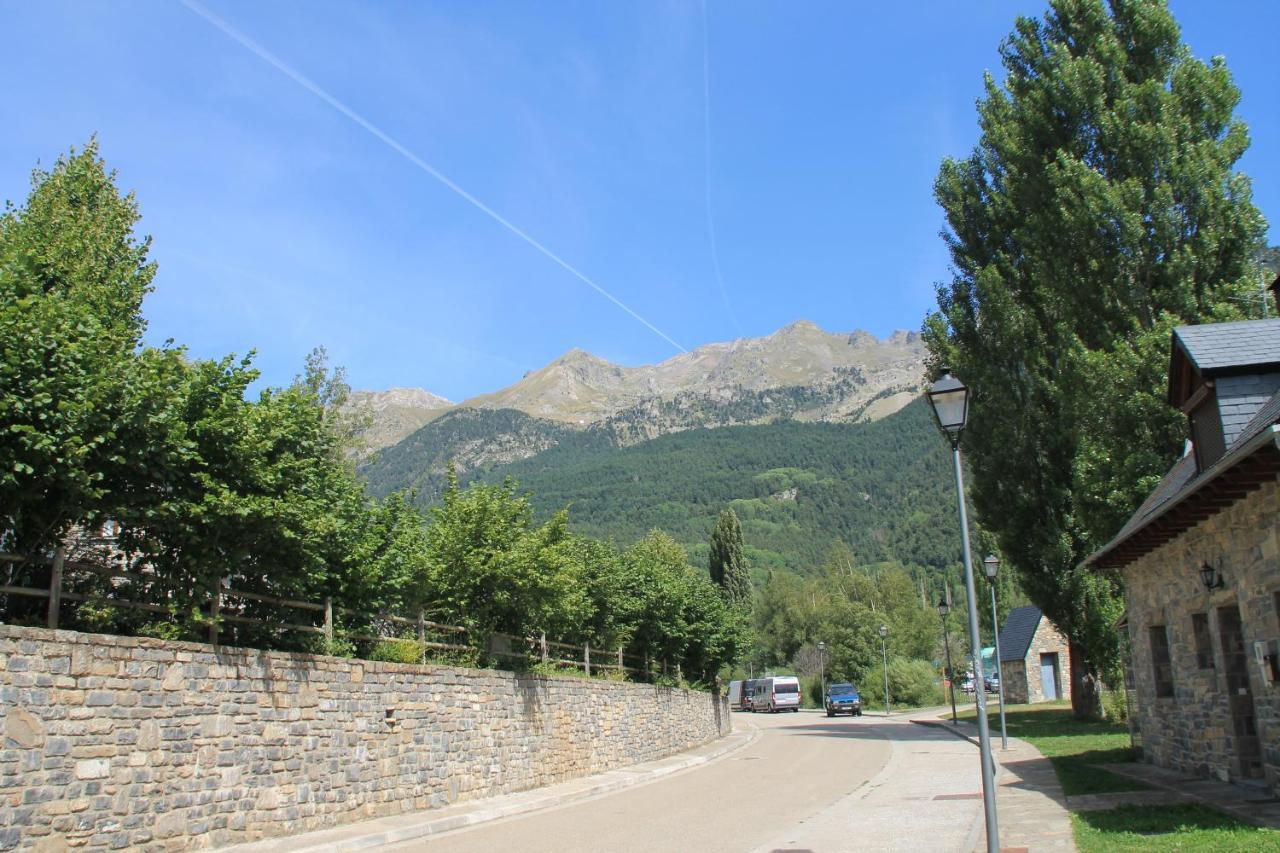 Sallent De Gallego - Formigal - Pirineos Sur Exteriér fotografie