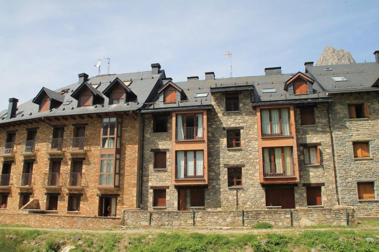 Sallent De Gallego - Formigal - Pirineos Sur Exteriér fotografie