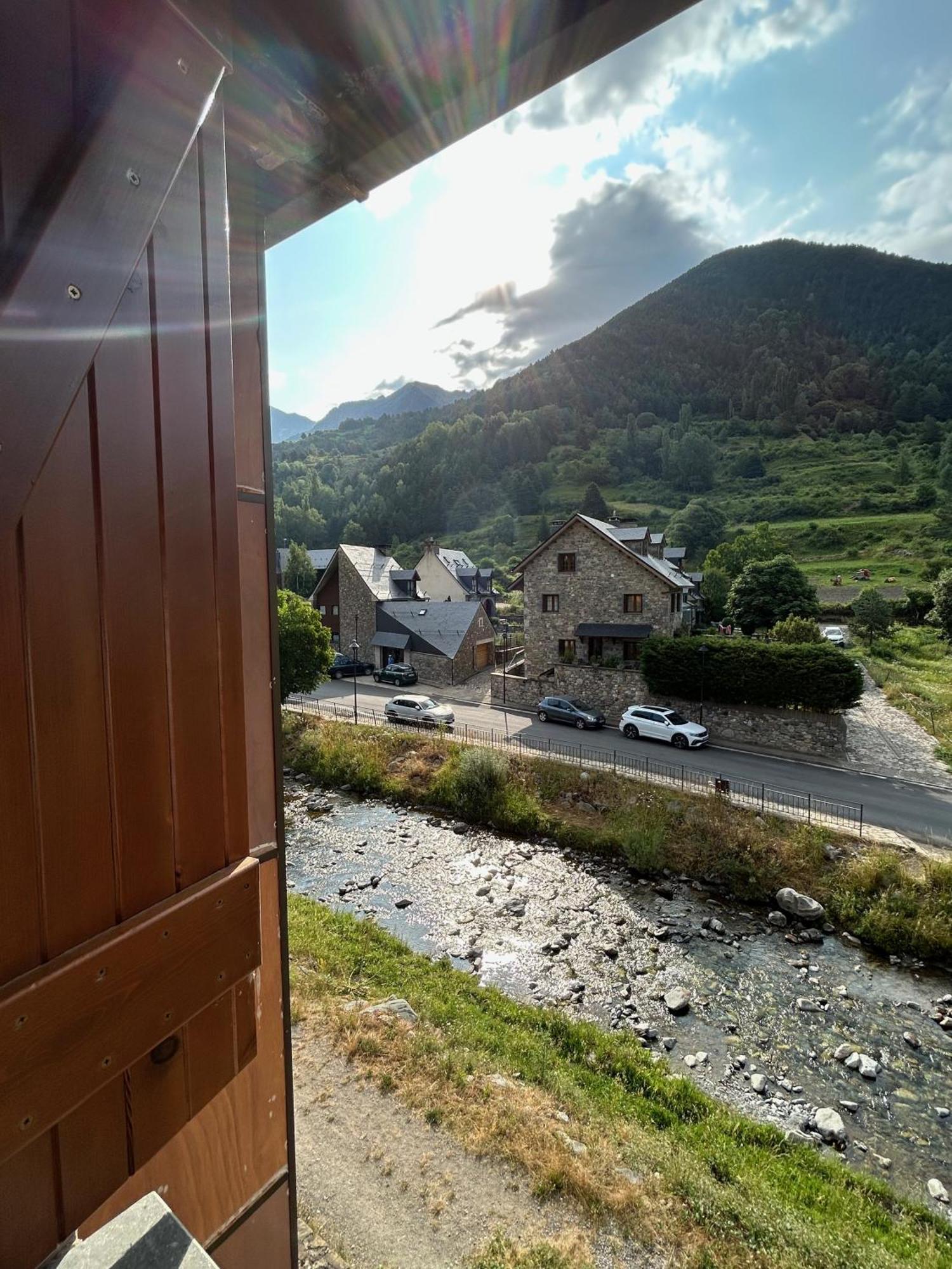 Sallent De Gallego - Formigal - Pirineos Sur Exteriér fotografie